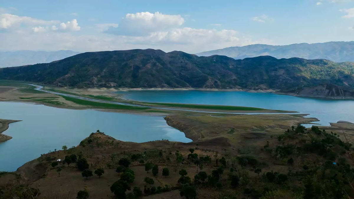 Lac de Péligre 2
